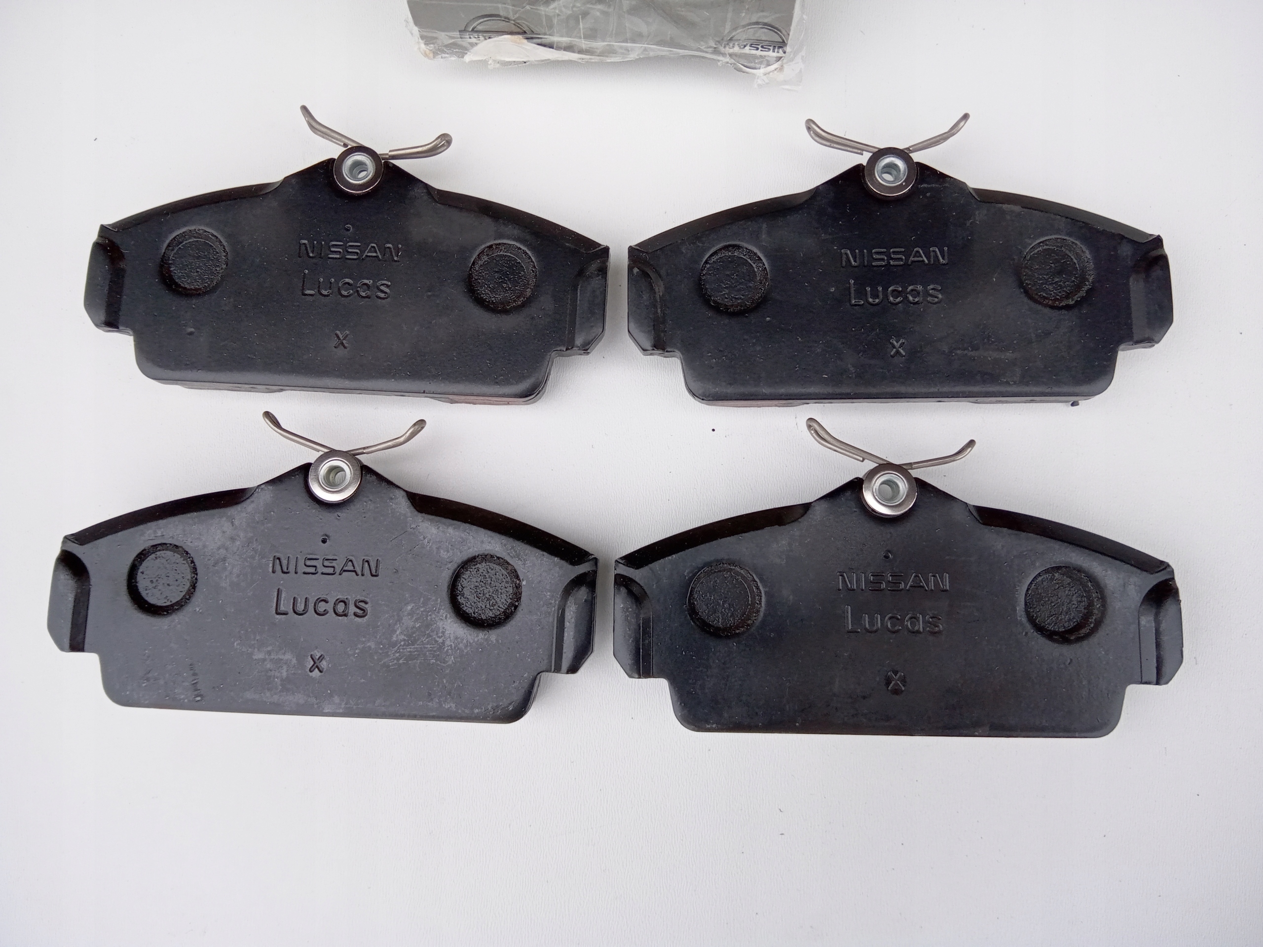 Remblokken voor Nissan Almera N16 Primera P11 D1060BM50A