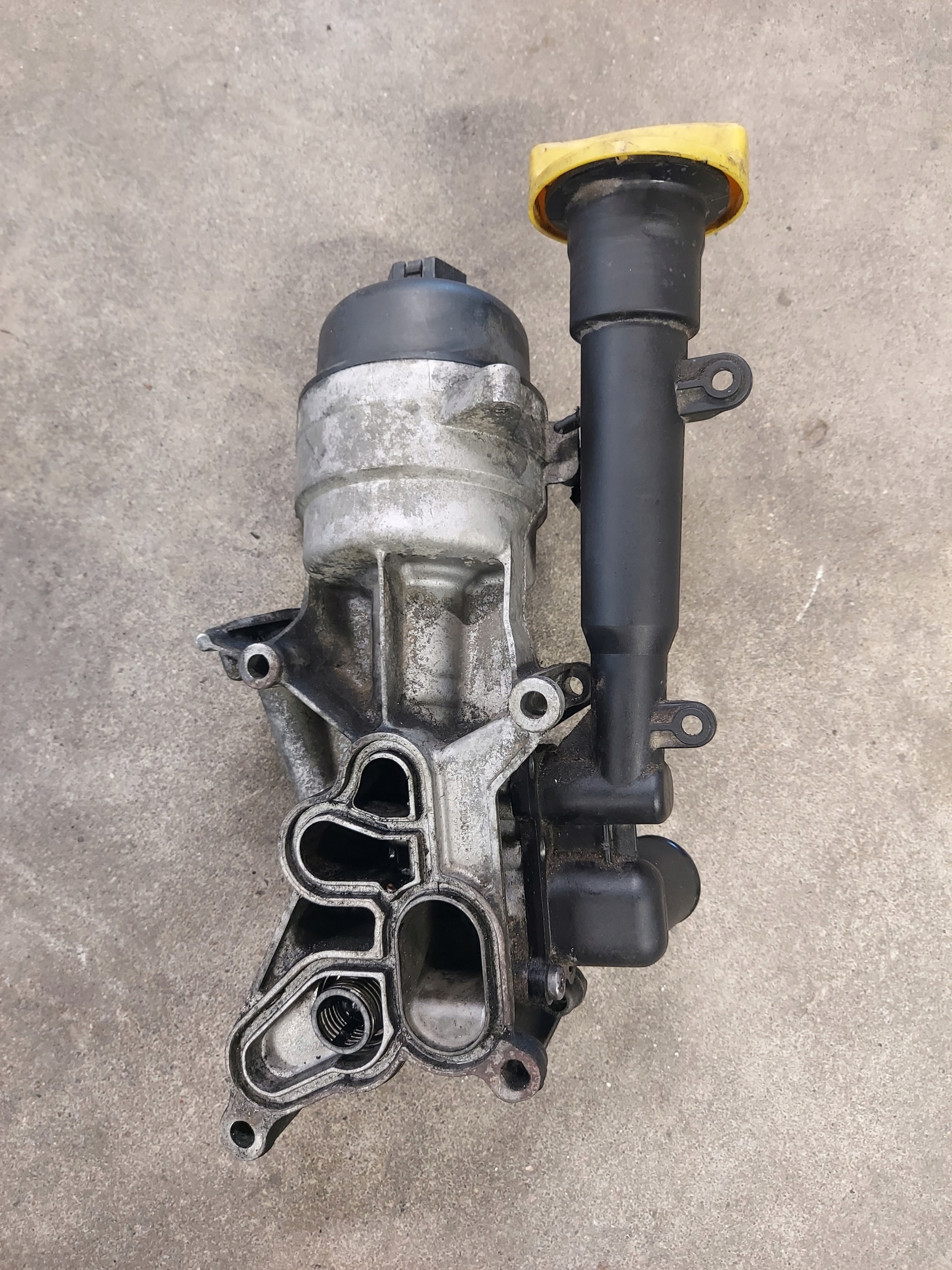 Öljynsuodattimen alusta 55210687 55210712 OPEL COMBO C 1.3 CDTi Z13DT 10R