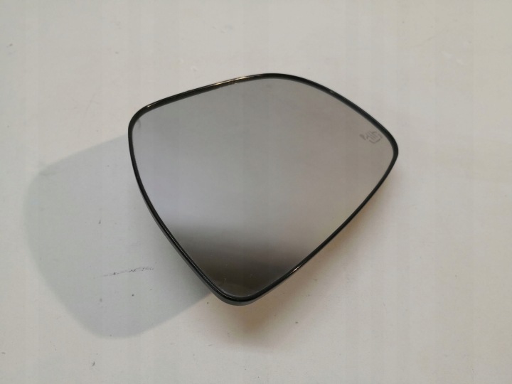 Specchietto vetro per Toyota Yaris III 3 lift 16- Destro