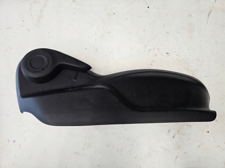 MG4 MG 4 EV istuimen suojus kahva 8006850 oikea etu