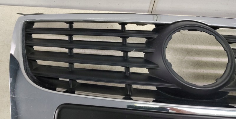 VW Passat B6 Grill Aträff 3C0853651 image 6