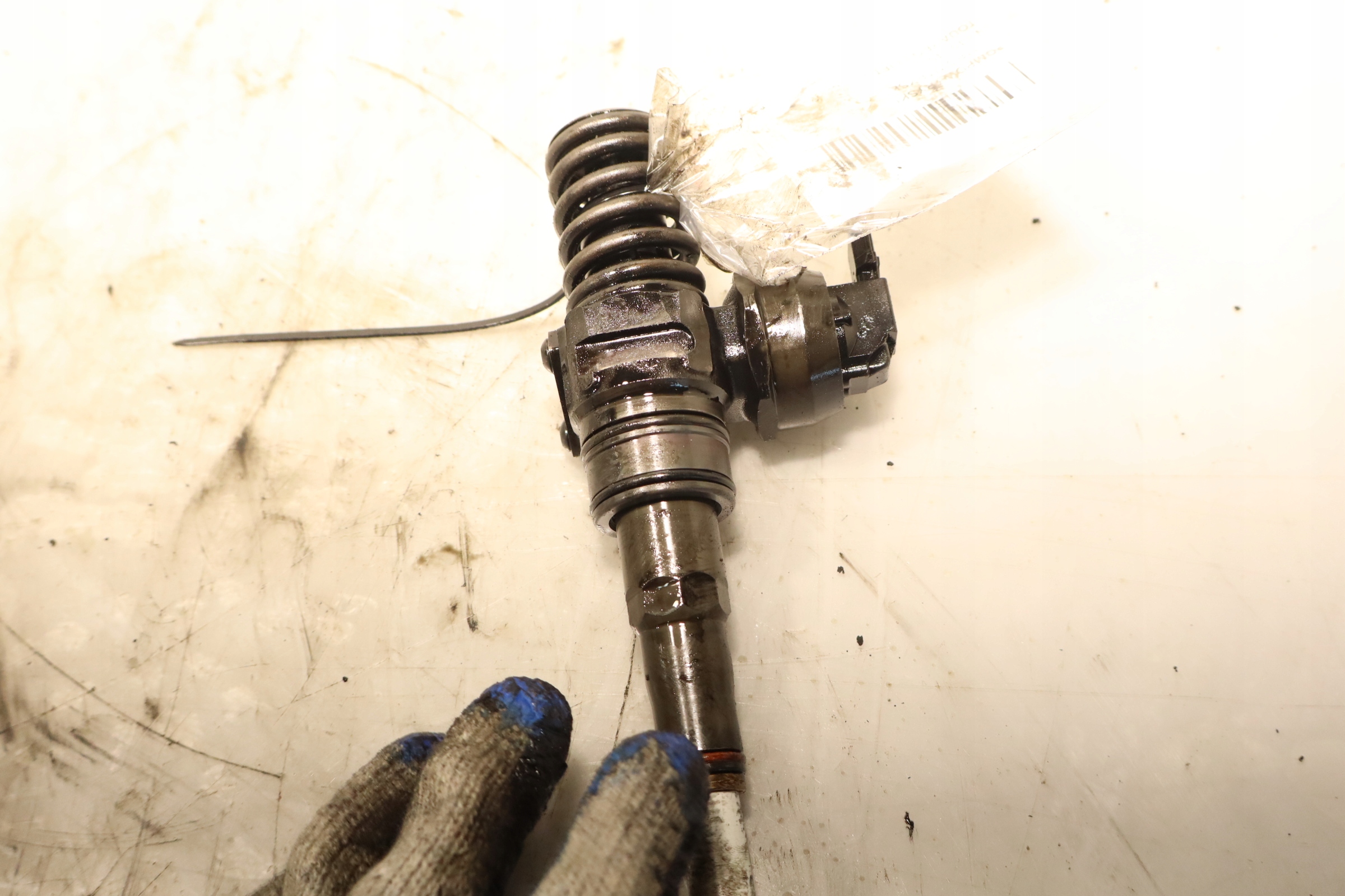 Inyector Volkswagen Touareg I Lift 2.5TDI 0414720309