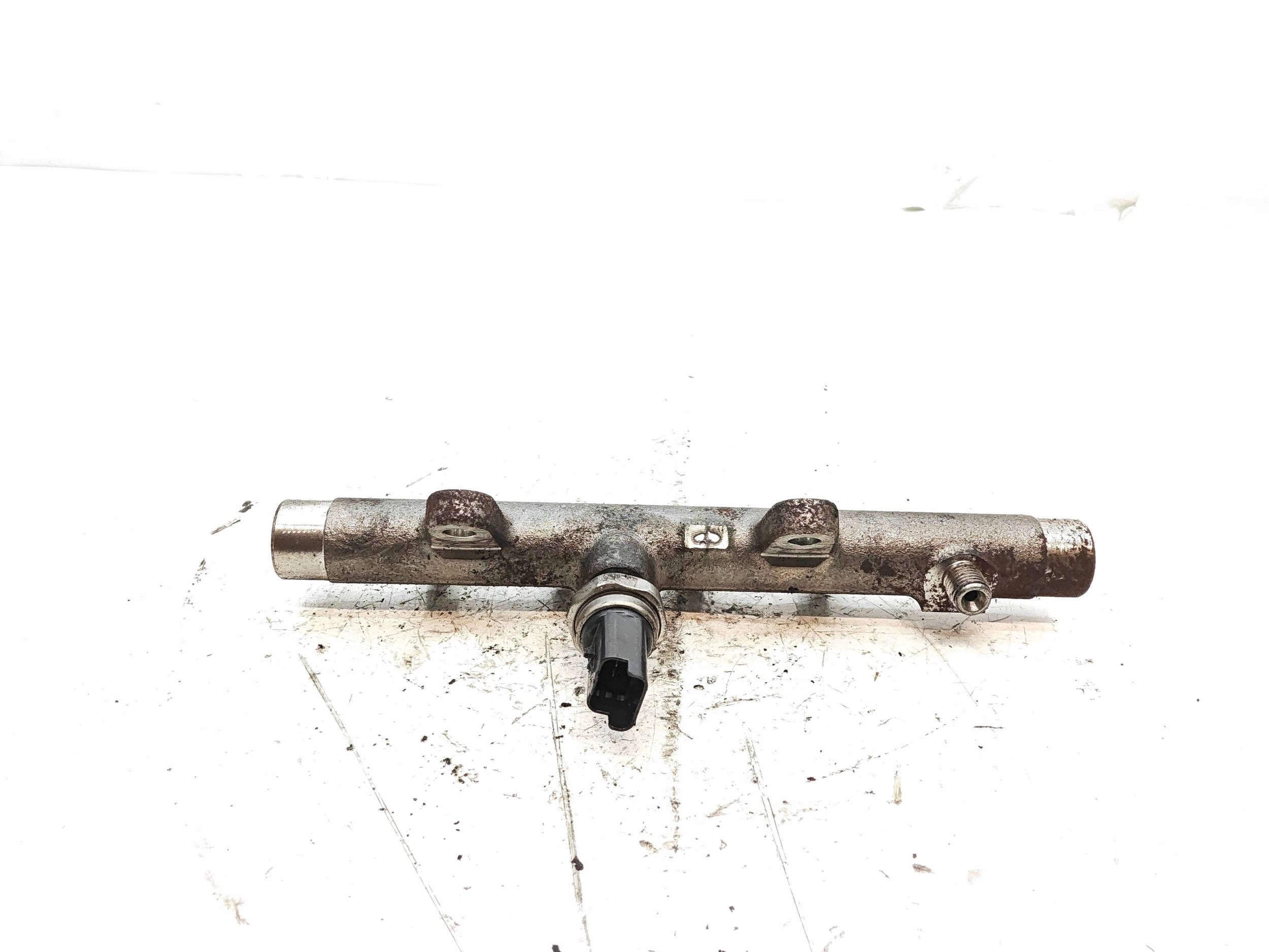 Mercedes W176 W117 1.5 CDI Ruiskutuslista OEM 175218188R