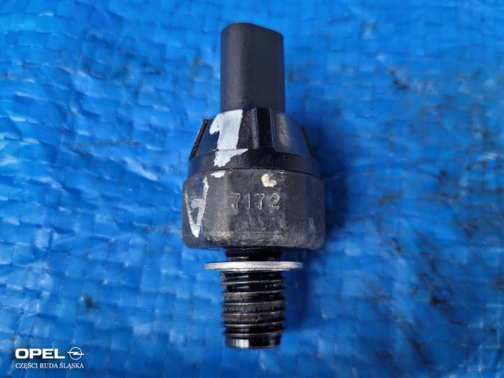 OPEL-osat | Astra K Insignia B Öljynpainetunnistin 1.6 CDTI 55587172