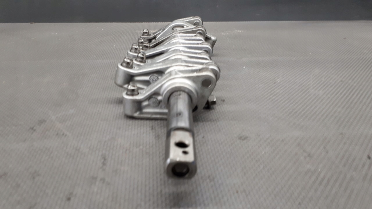xs706k528a1c leviers arbre poussoirs ford mondeo mk3 2.0tdci image 4
