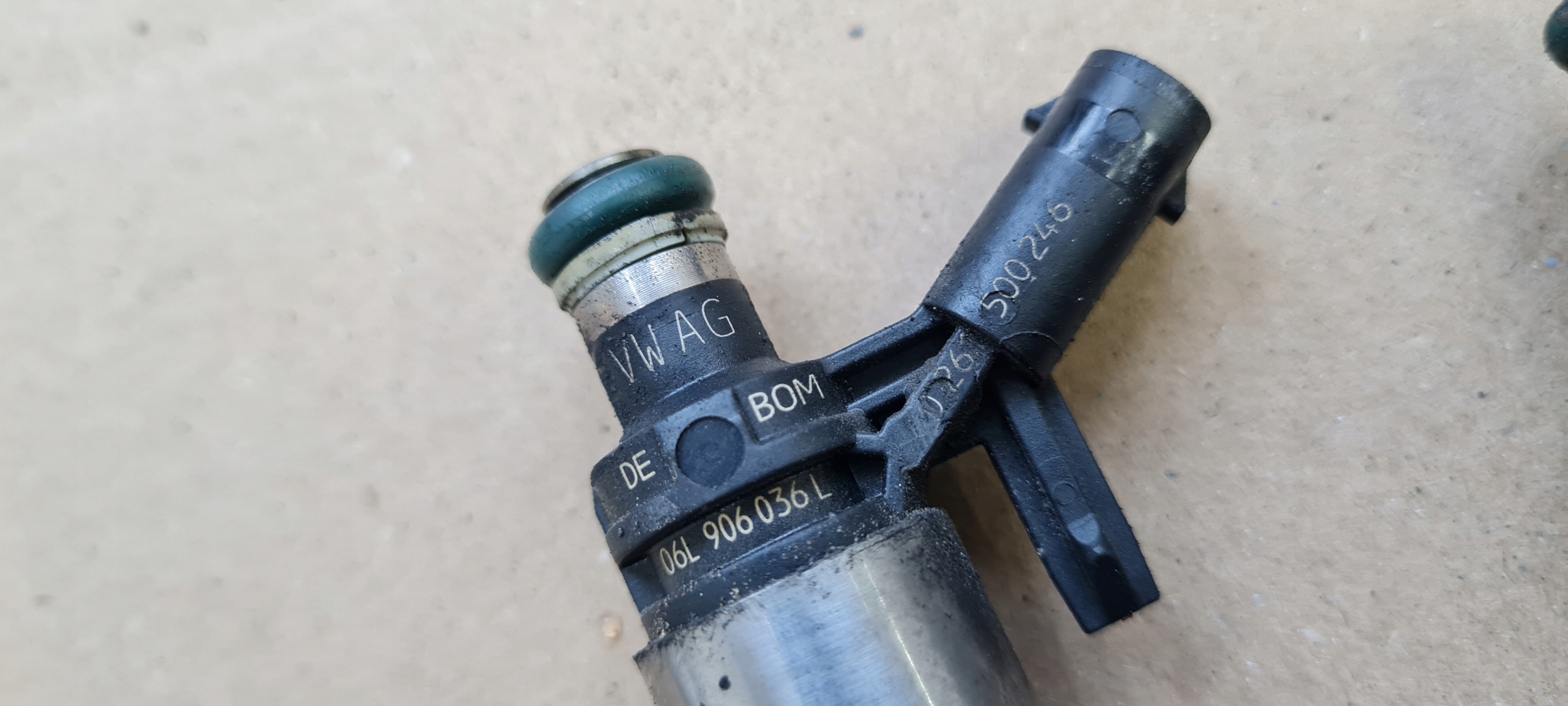 S3 8V SEDAN A3 INJECTOR 2.0 TFSI 06L906036L GOLF VII VW image 7