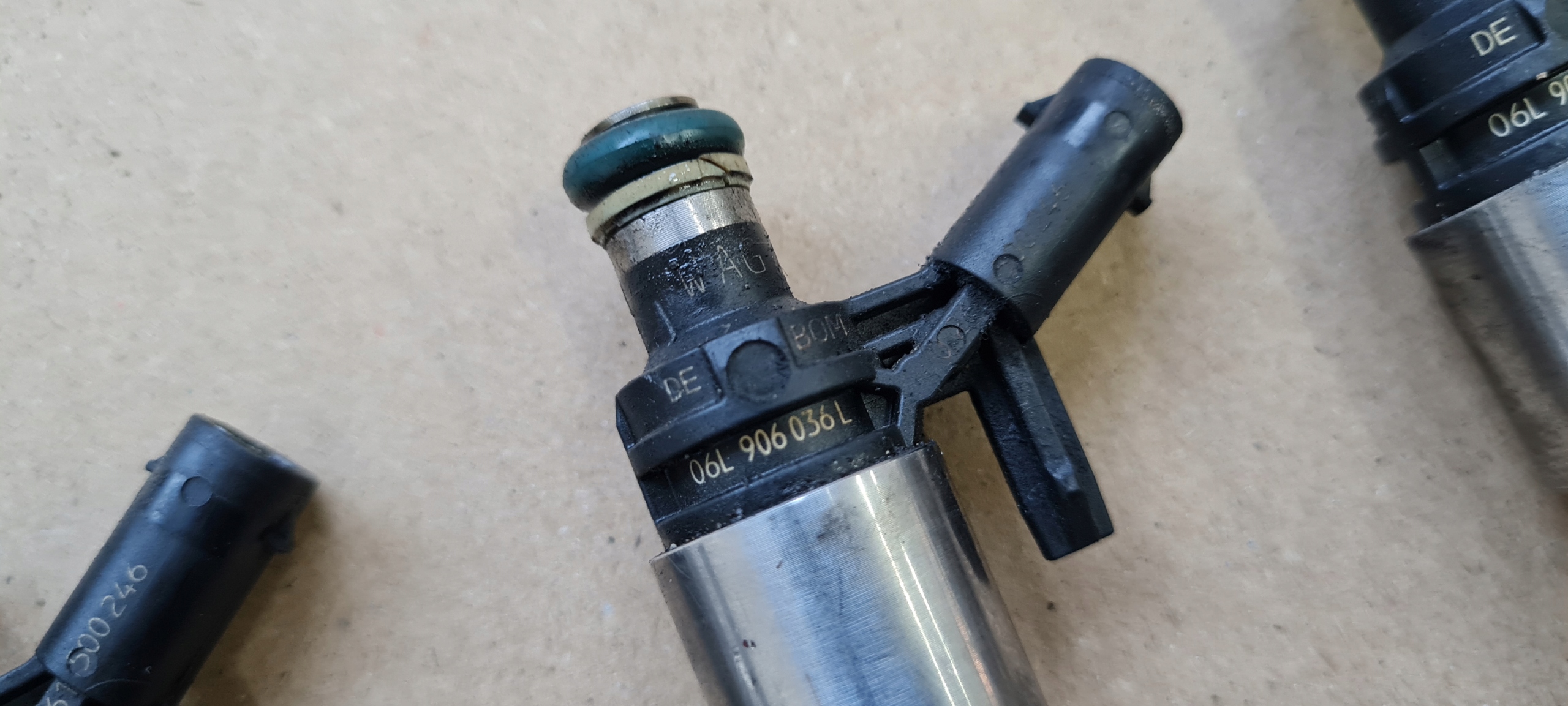 S3 8V SEDAN A3 INJECTOR 2.0 TFSI 06L906036L GOLF VII VW image 8
