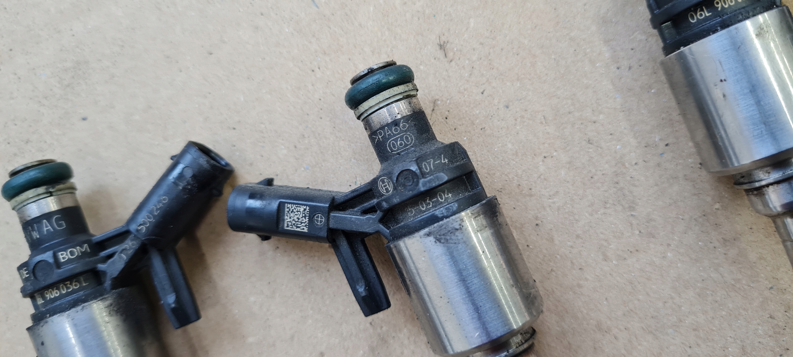 S3 8V SEDAN A3 INJECTOR 2.0 TFSI 06L906036L GOLF VII VW image 10