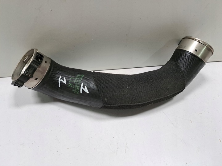 BMW F39 F40 F48 F45 F57 F60 Letkuturbo Ilmaputki 8511338 EU