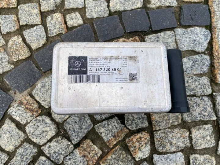 MERCEDES 167 GLE KOMPRESSORI PUMPUN OHJAIN 1673208504 AIR MATIC A1673208504