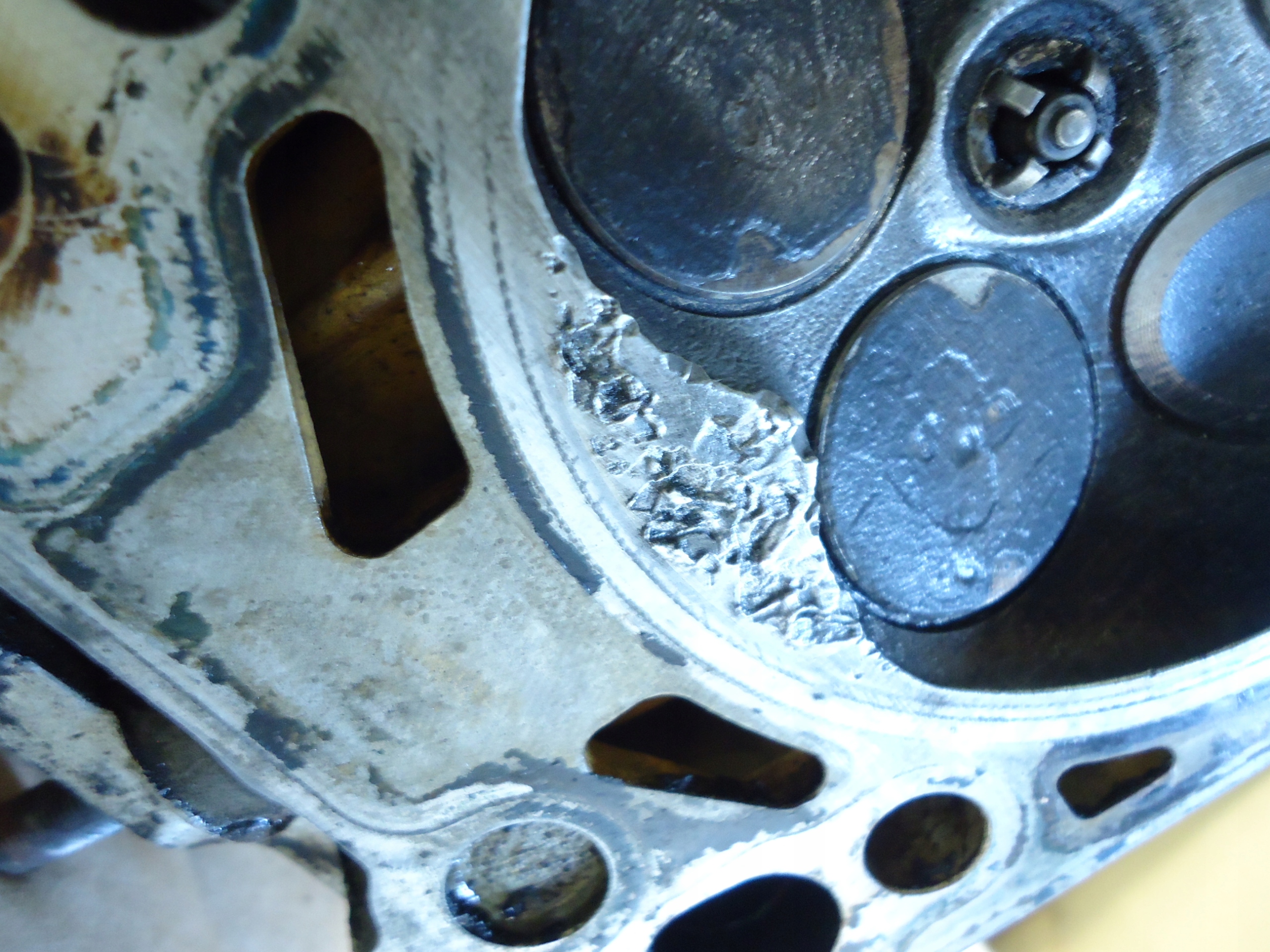 AUDI A4 S4 B6 B7 4.2 V8 344KM BBK Culasse 079103373H image 10