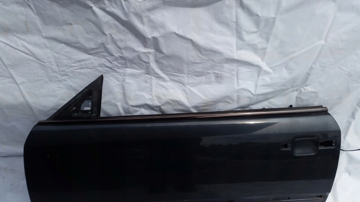 W124 C124 Lista vasen Coupe Mercedes E-luokka