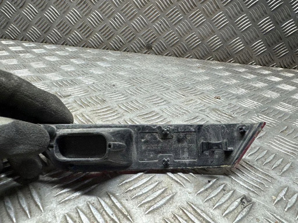 Luz Refletor VW T. UP VAG 1S0945702 image 4