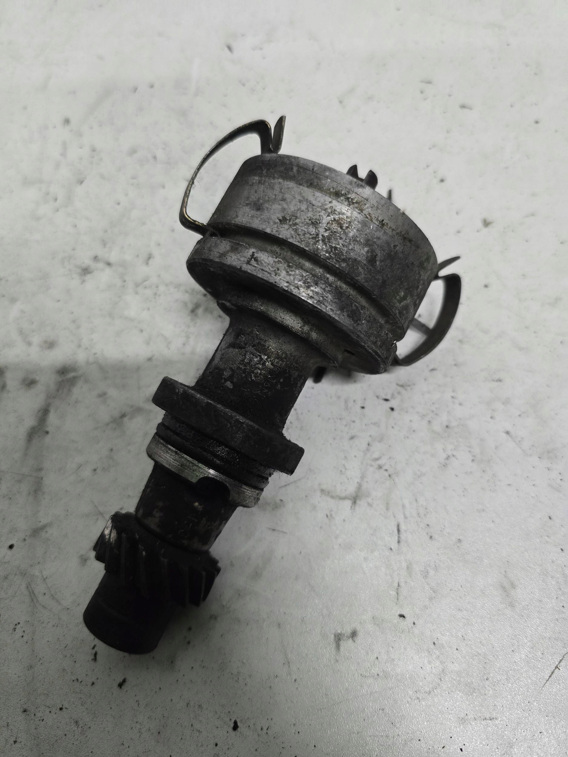 Allumeur VW Golf II 1988 026905205S image 3