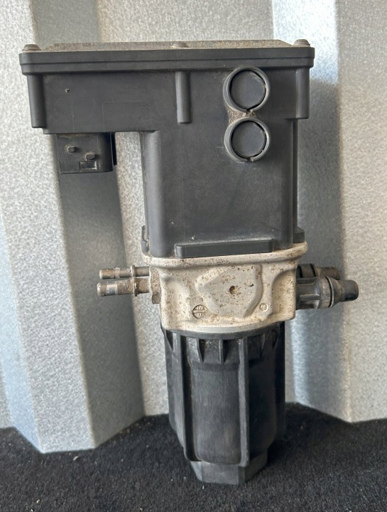 AdBlue-pumppu Mercedes Actros MP4 A0001405378