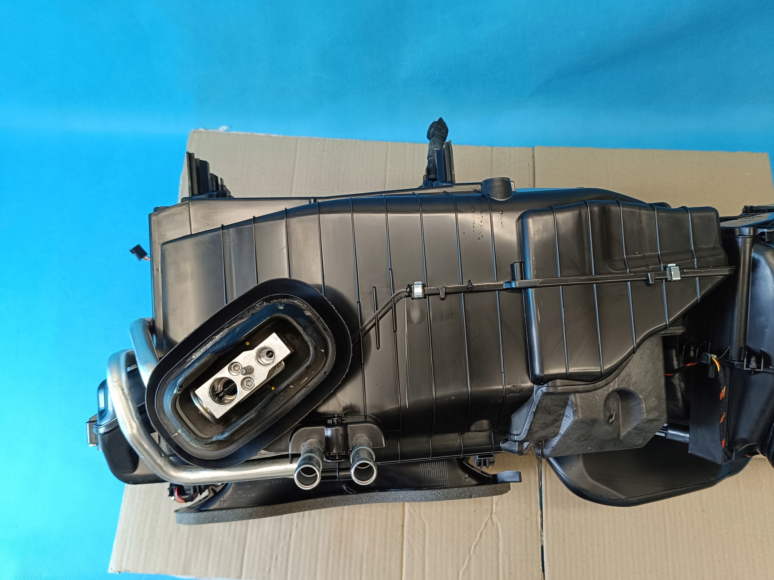 AUDI A4 B9 AVANT 2.0 TFSI 150KW 4x4 2023 R HEIZUNGSGEBLÄSE 8W1820001AK image 7