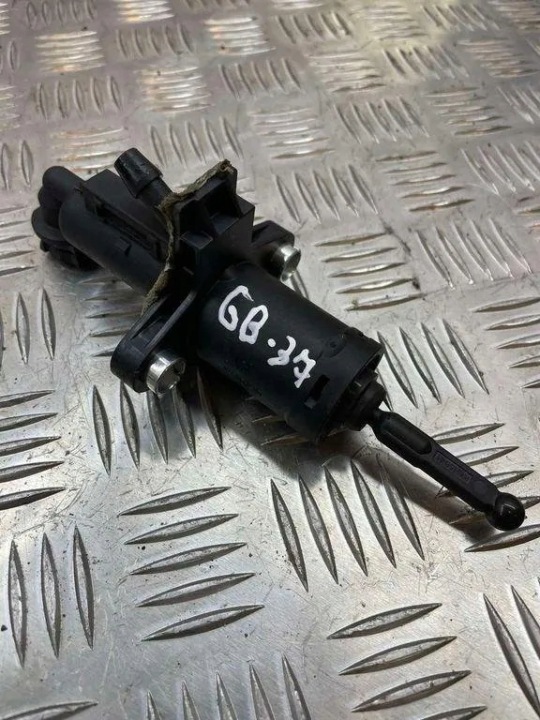 Kopplingspump Audi A1 1.6 TDI 8X 6R0721388A