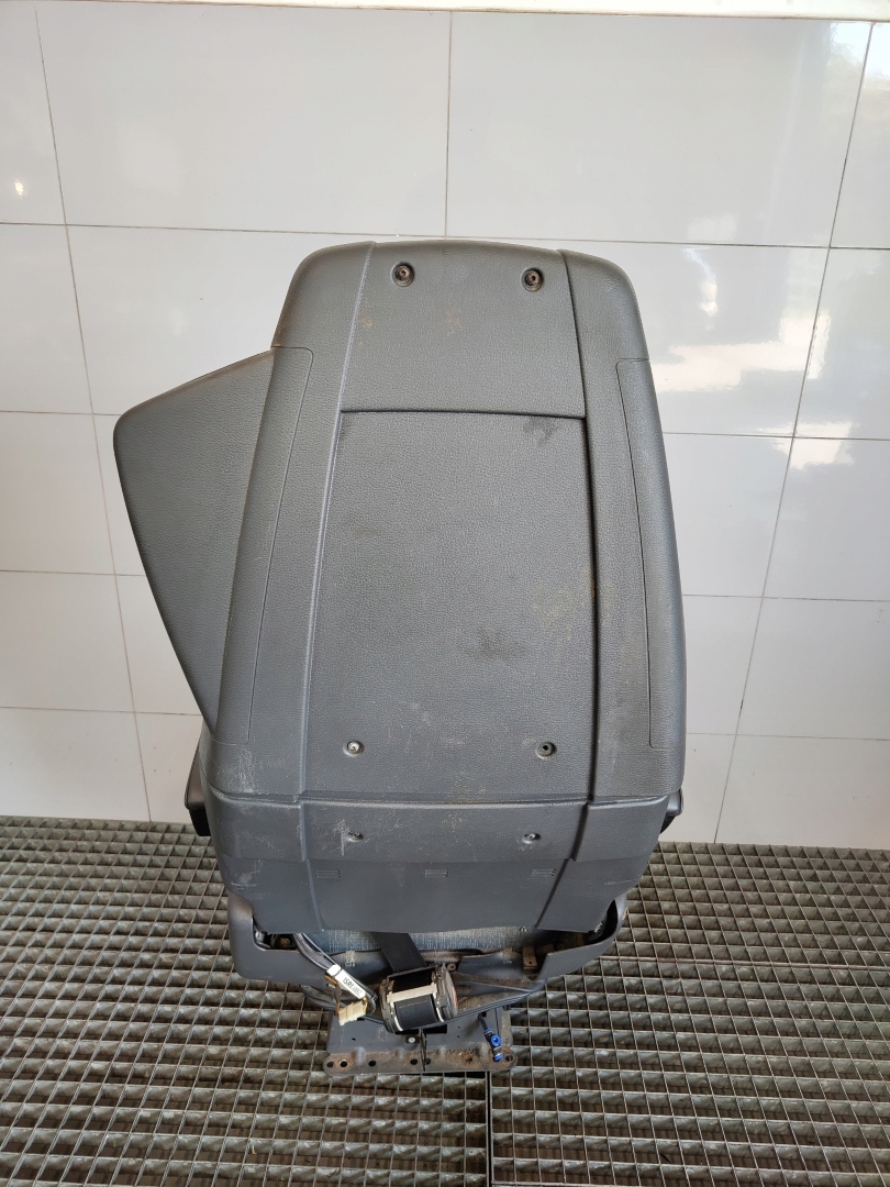 Siège passager droit accoudoirs Volvo FH 12 13 FH13 FH500 image 9