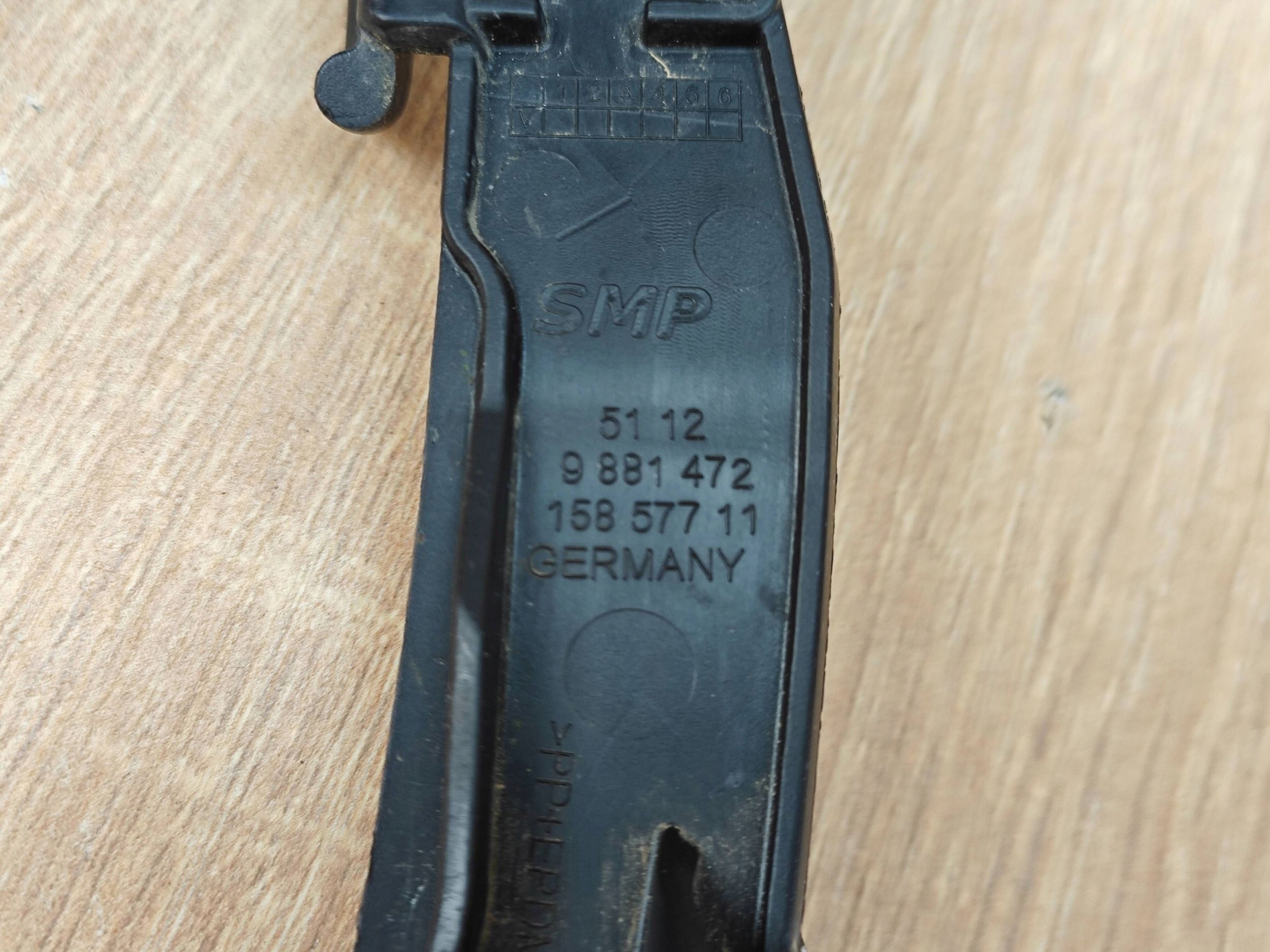 Cache bavette arrière droit BMW G26 9881472 image 4