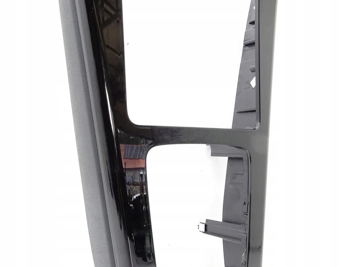 Mittelkonsole Zierleiste Mercedes CLA W118 A1776803607 image 3