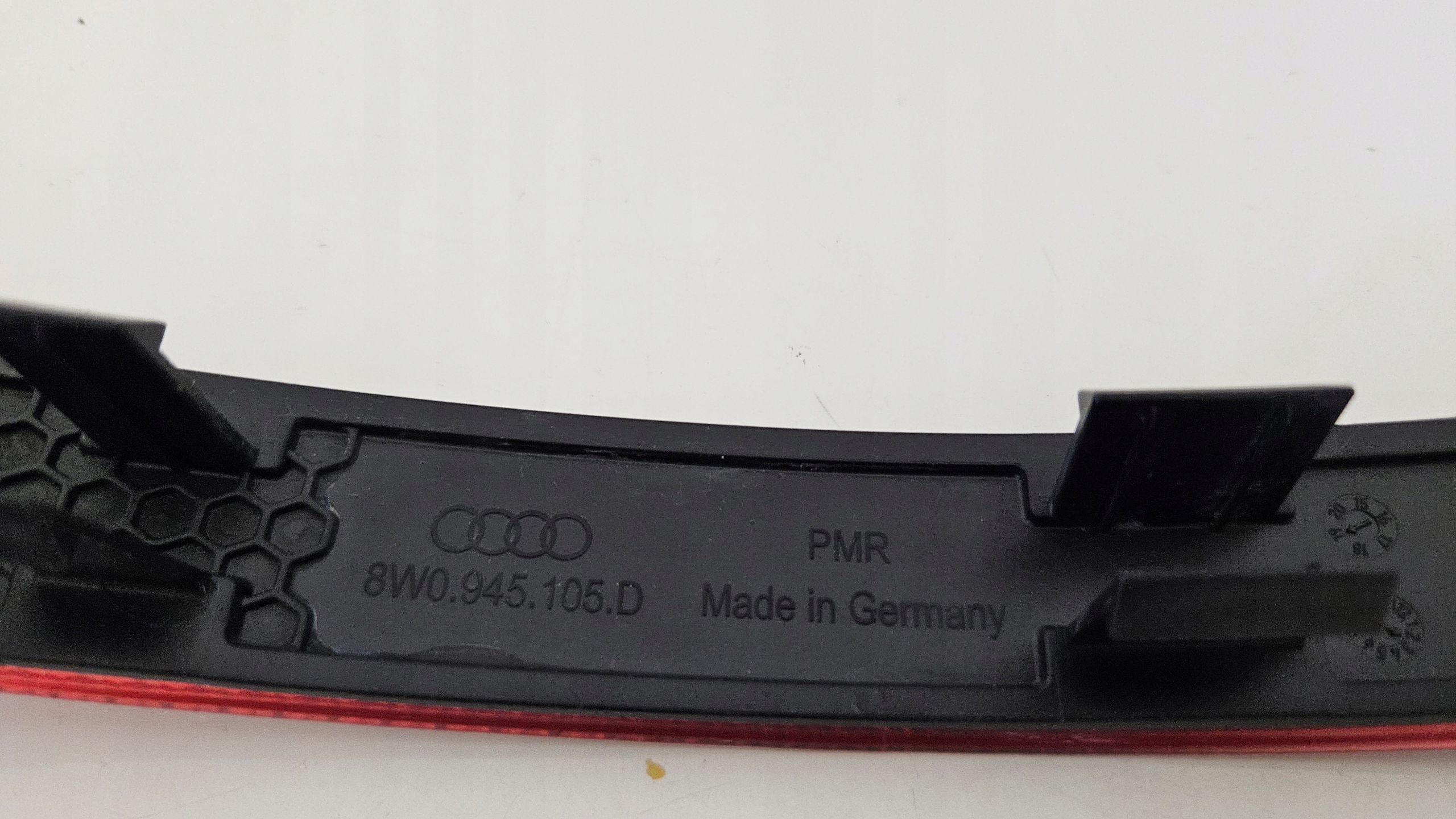 Audi A4 2015-2019 Refletor Para-choque Esquerdo 8W0945105D image 5
