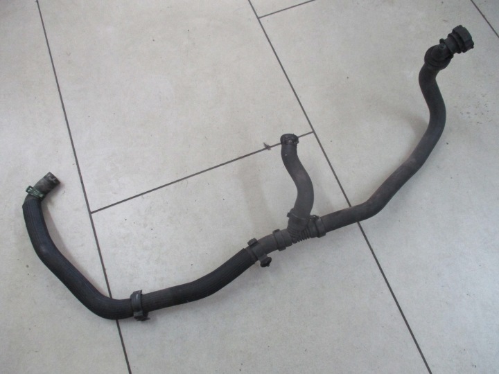Laguna 3 07-13 1.5 dci water hose pipe coolant 924100006N
