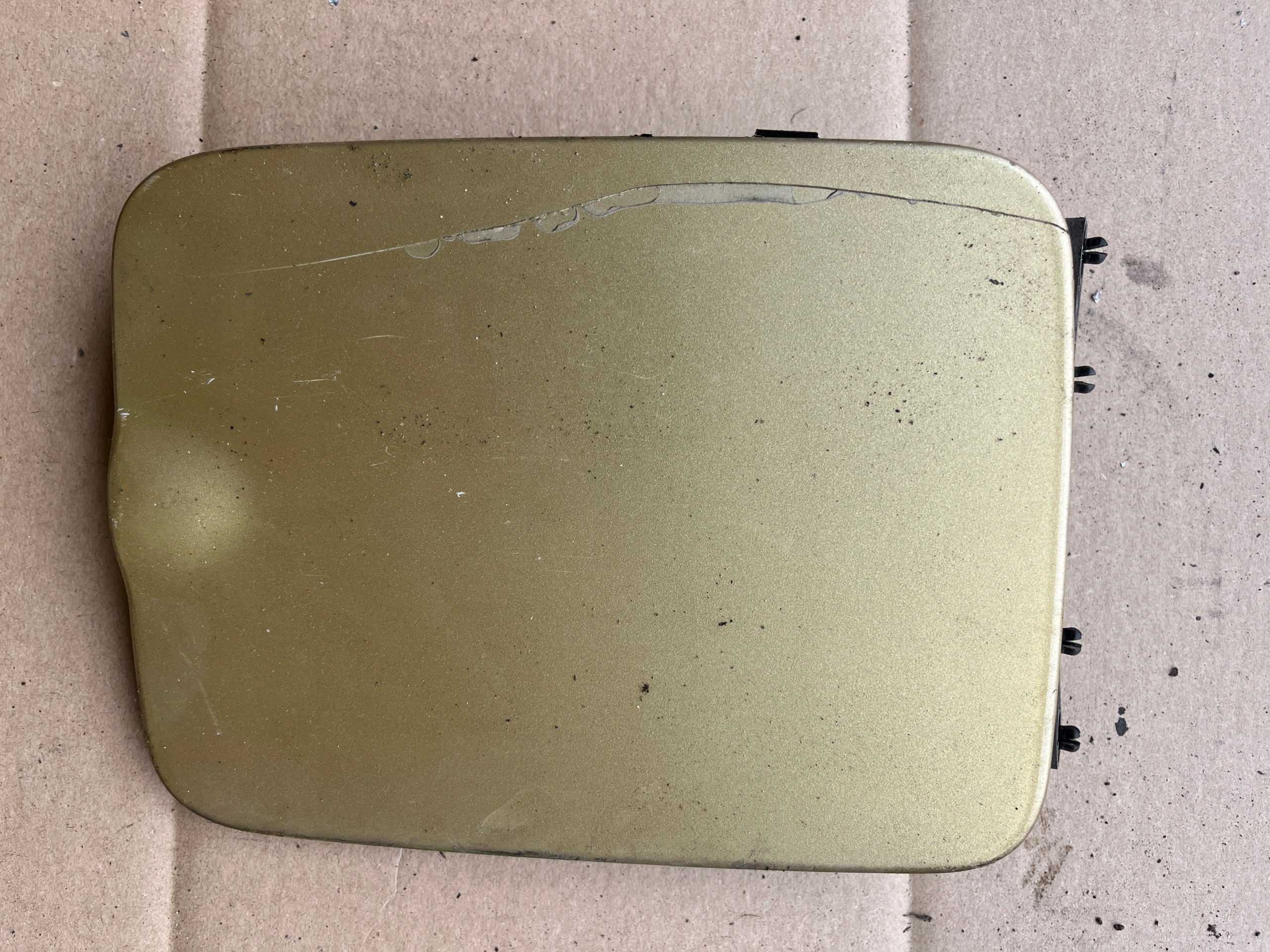 Trappe à carburant avec charnière Volvo S60 V70 XC70 S80 XC90 1999-2004