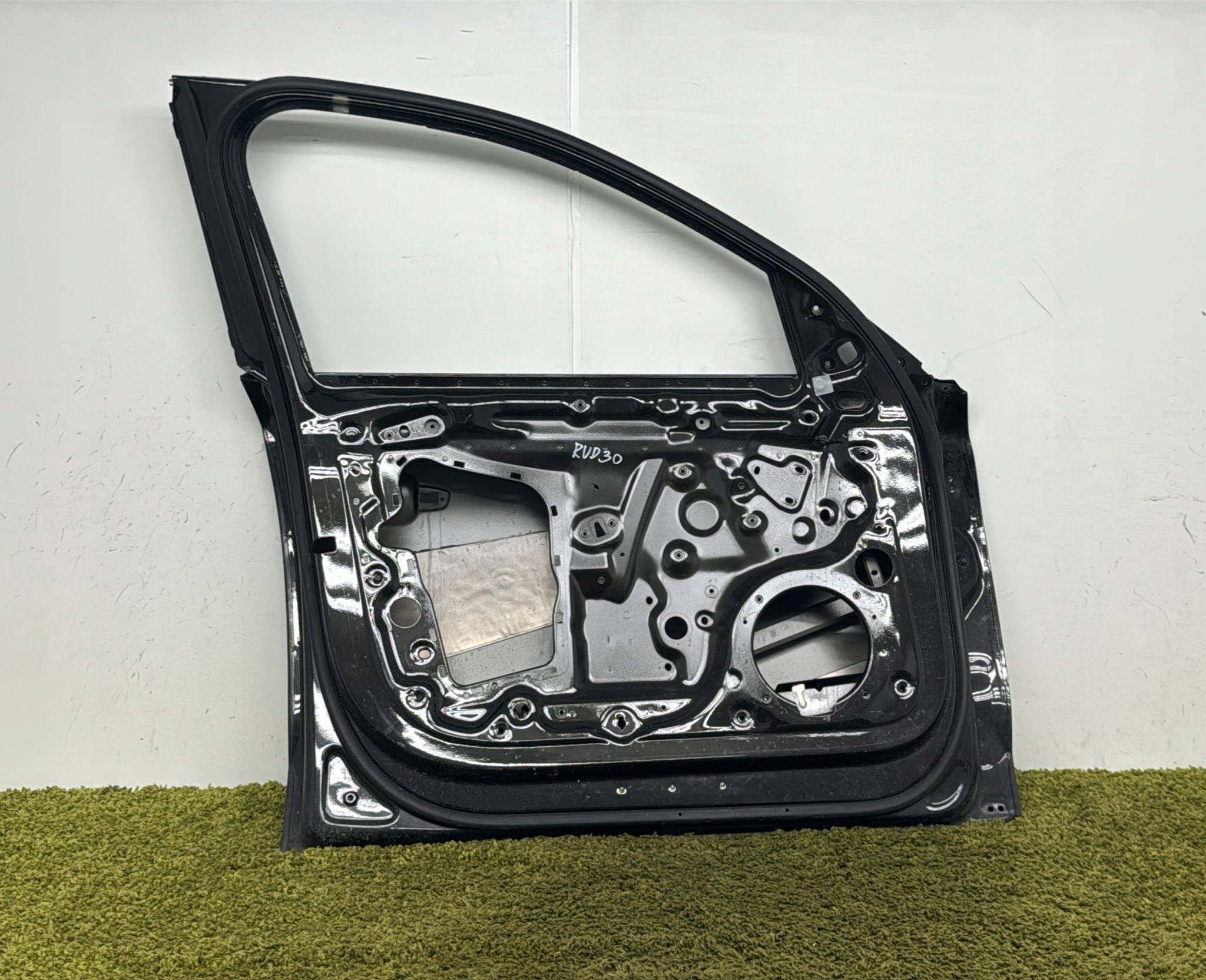 Etummainen vasen ovi Audi A8 D4 4H 10-