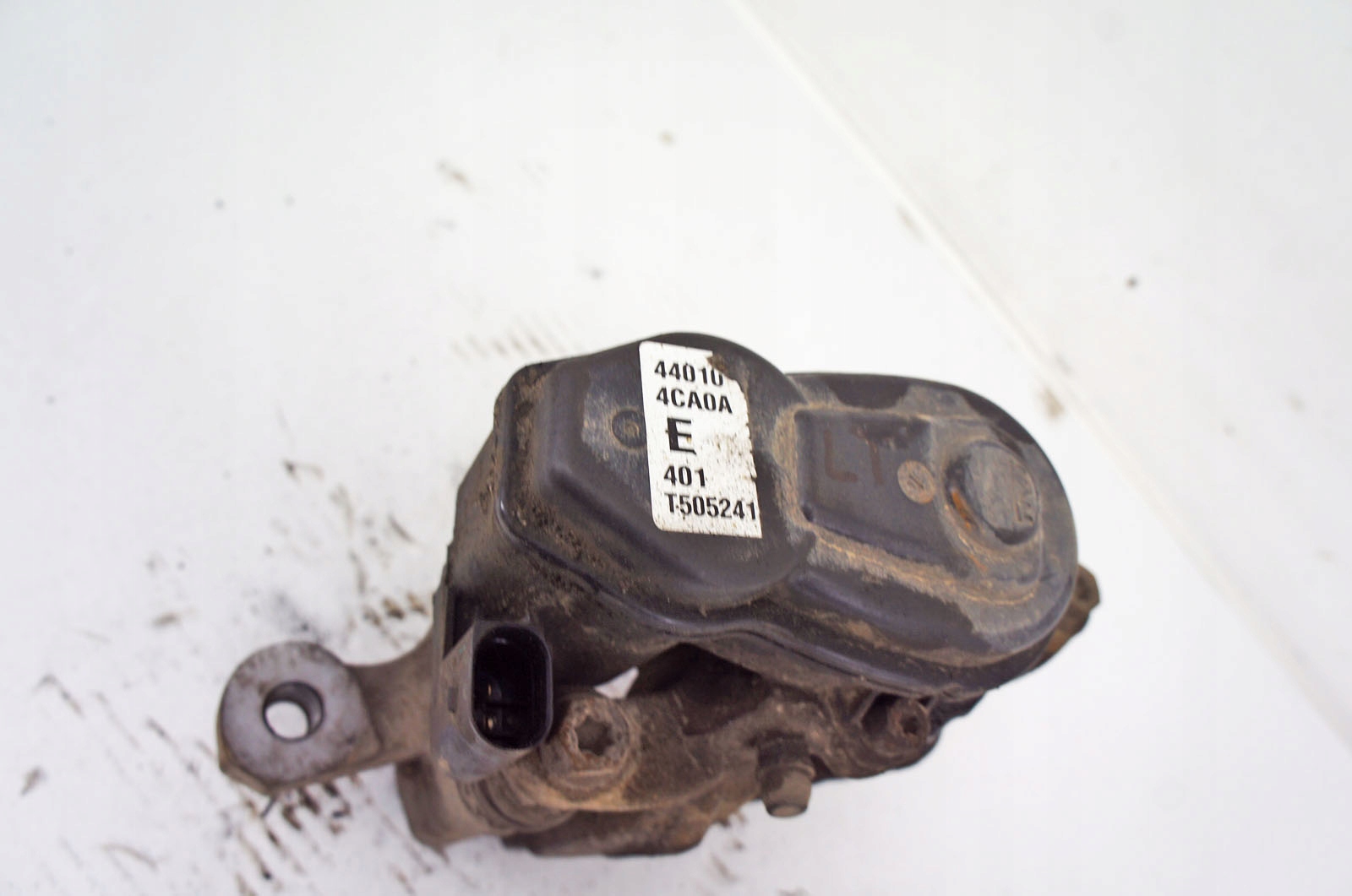TX137 Renault Koleos II 2.0d Bremssattel links hinten 440104CA0A T505241 image 5