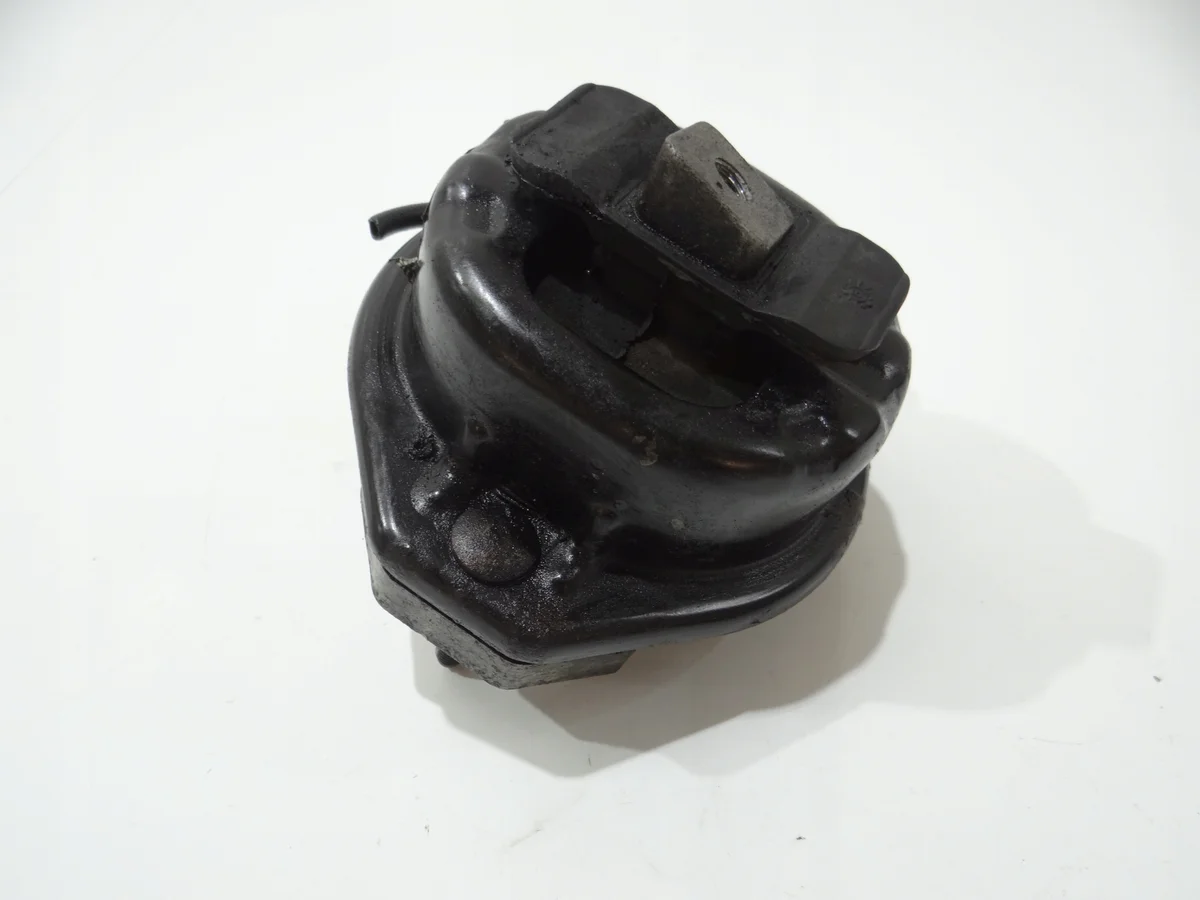 BMW Motorlager 6771918 gebraucht