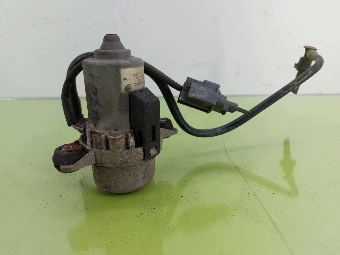 RENAULT LAGUNA III 2.0T VACUUM PUMP 862531-04 image 2