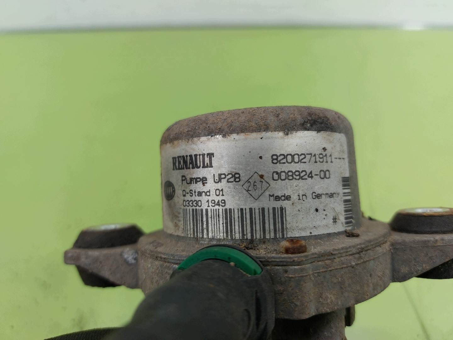 RENAULT LAGUNA III 2.0T VACUUM PUMP 862531-04 image 4