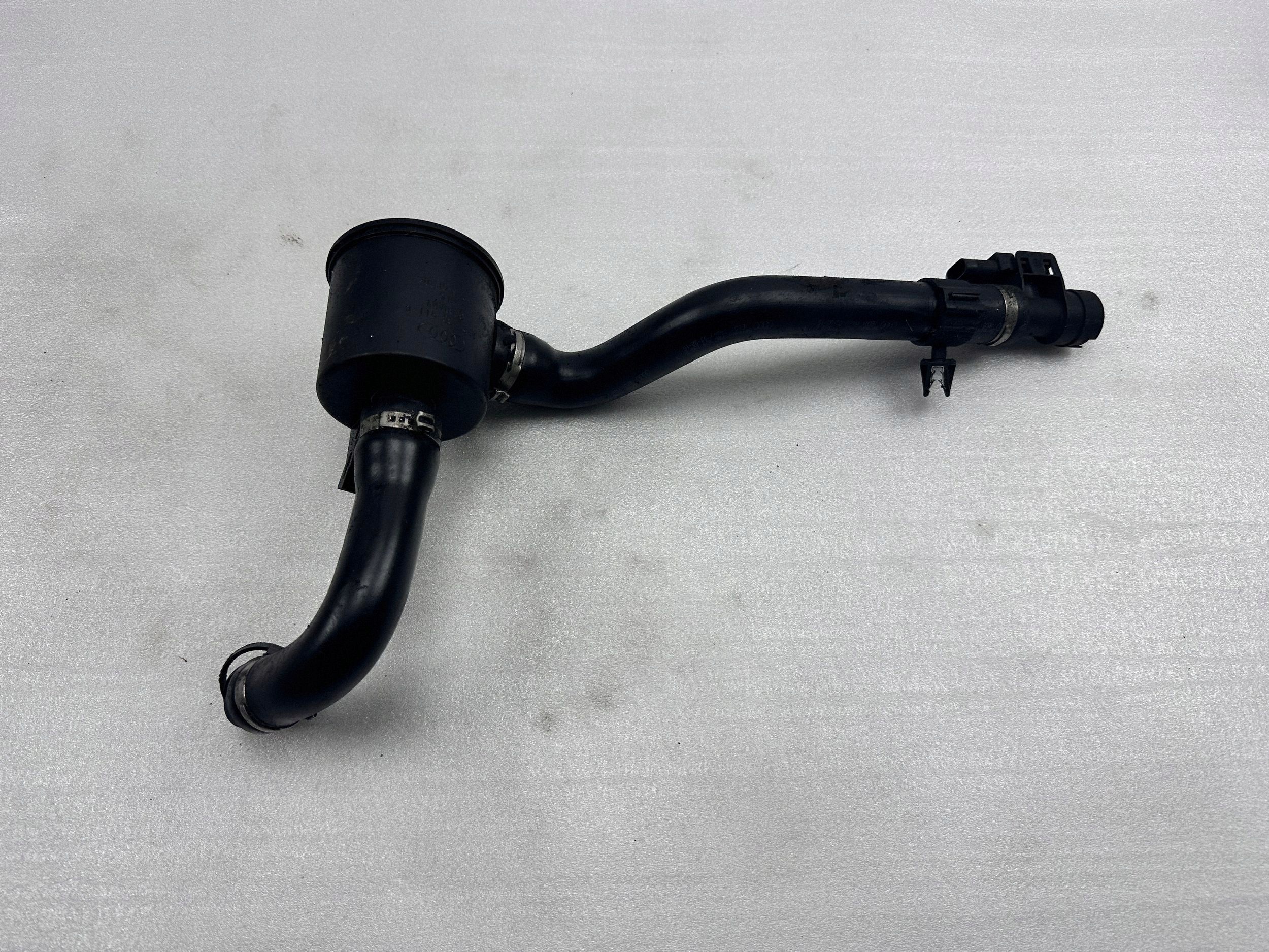 Pompe à air secondaire Audi A8 D4 OEM 079133911D image 2