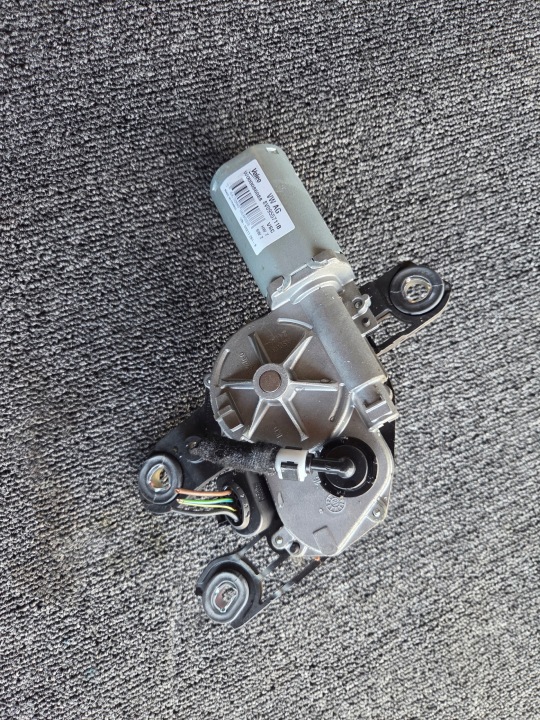 Bakre torkarmotor Audi A3 8V 8V0955711B