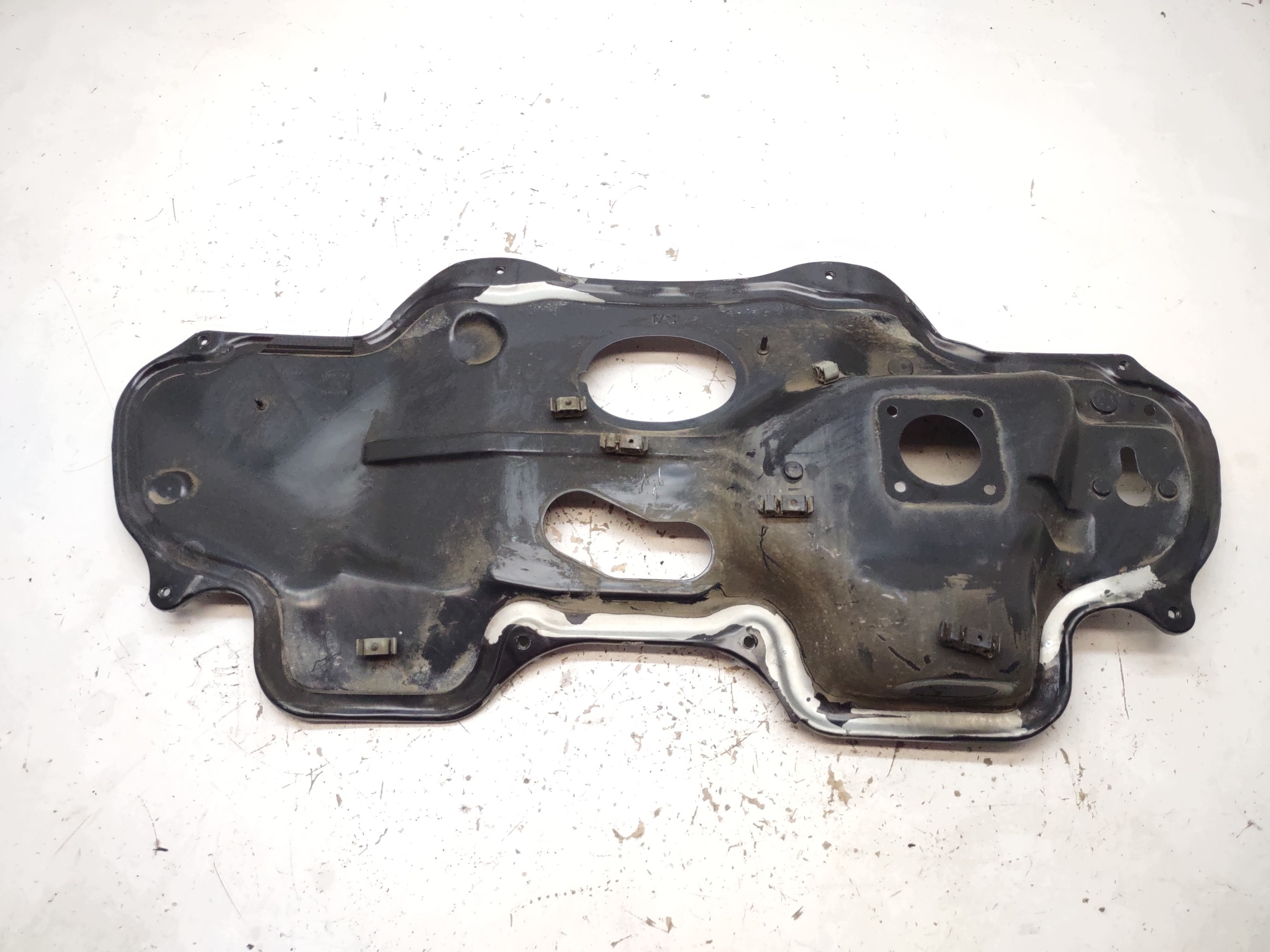 Tabique VW Polo V 6R OEM 6Q1804013P - Usado image 4