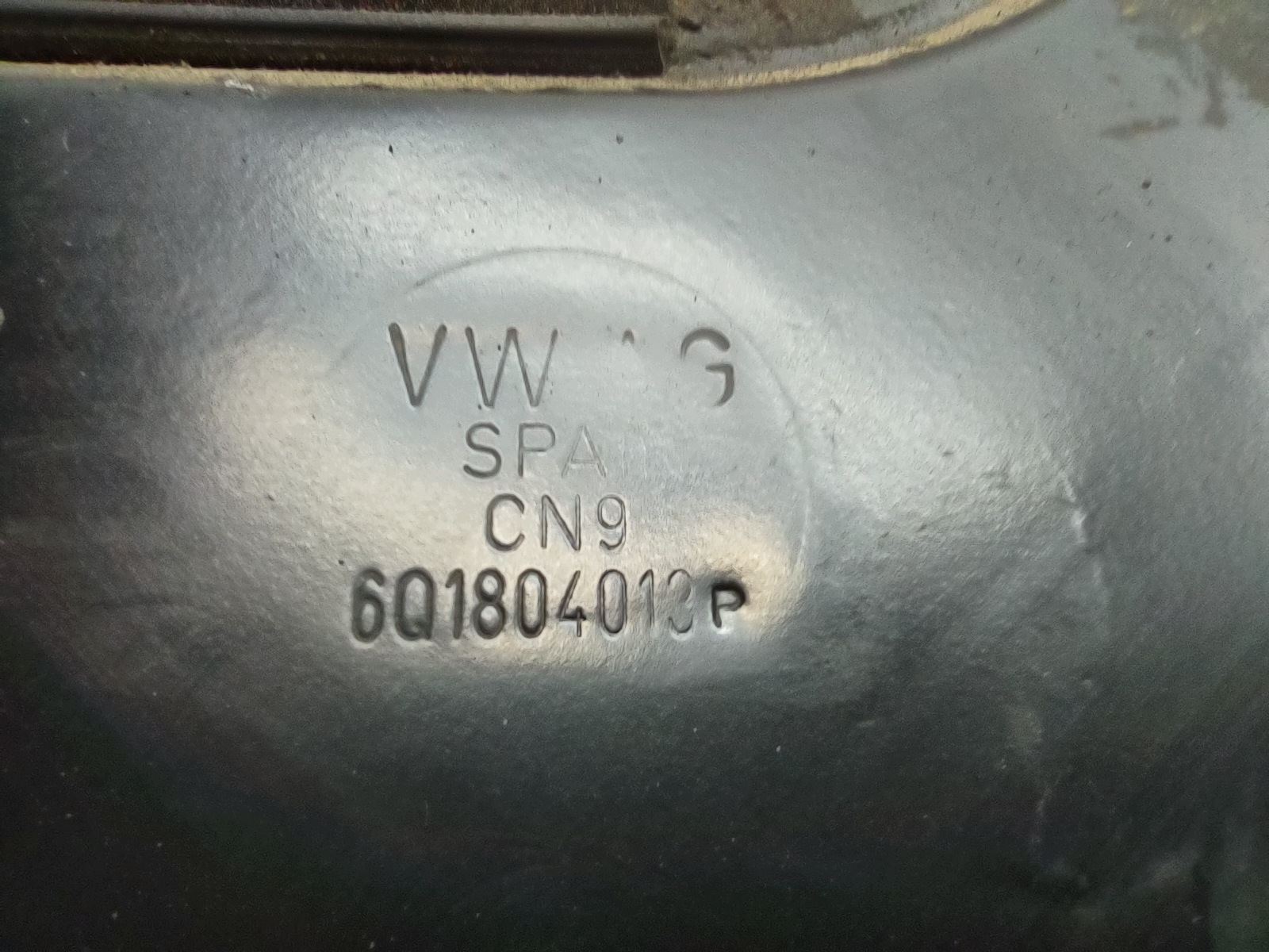 Tabique VW Polo V 6R OEM 6Q1804013P - Usado image 7