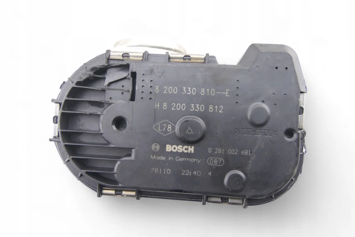 Renault 8200330810-E 8200330812 Przepustnica Usado image 5
