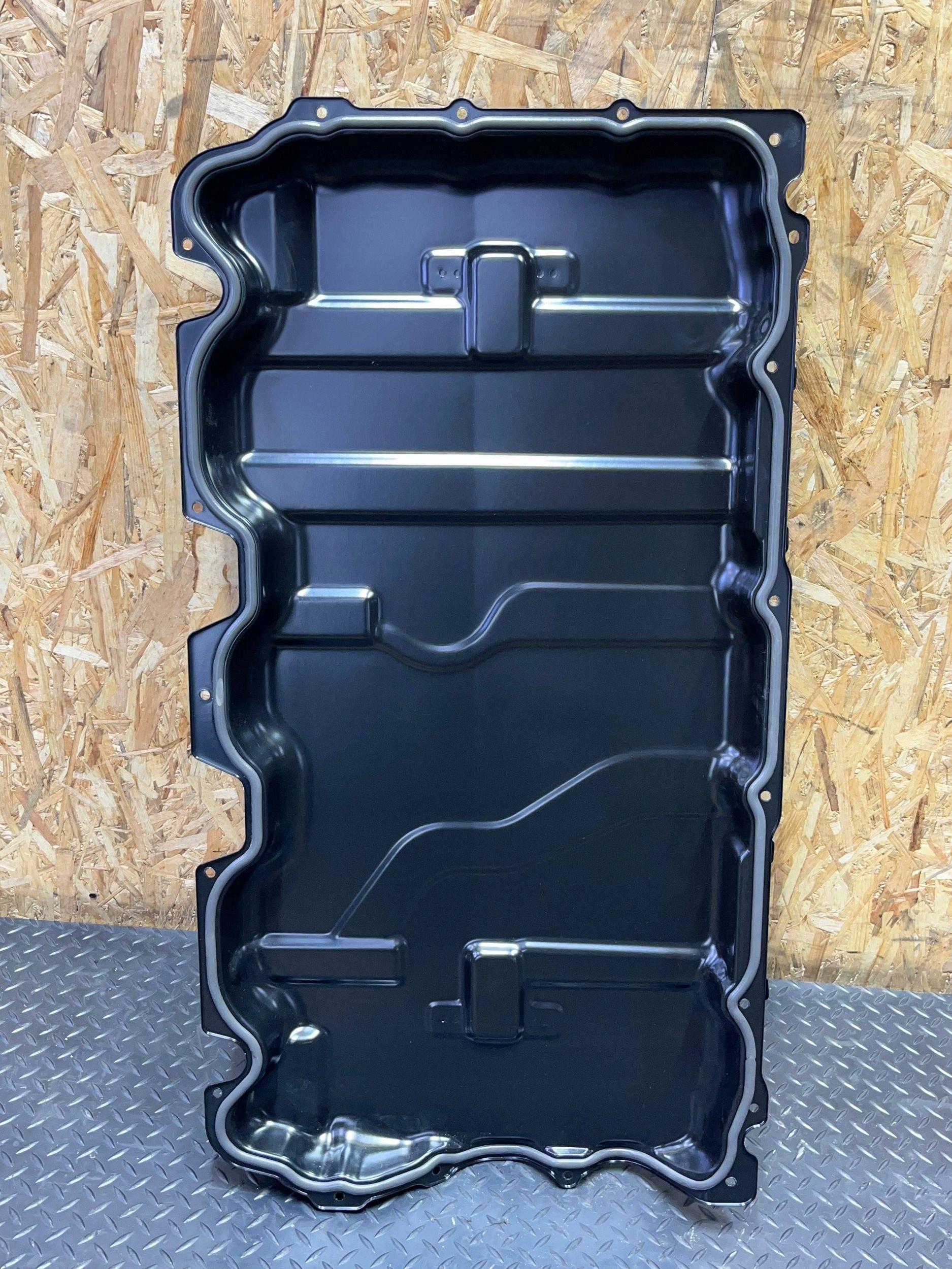 BMW X5 G05 underkroppssköld OEM 241318 - Begagnad image 4