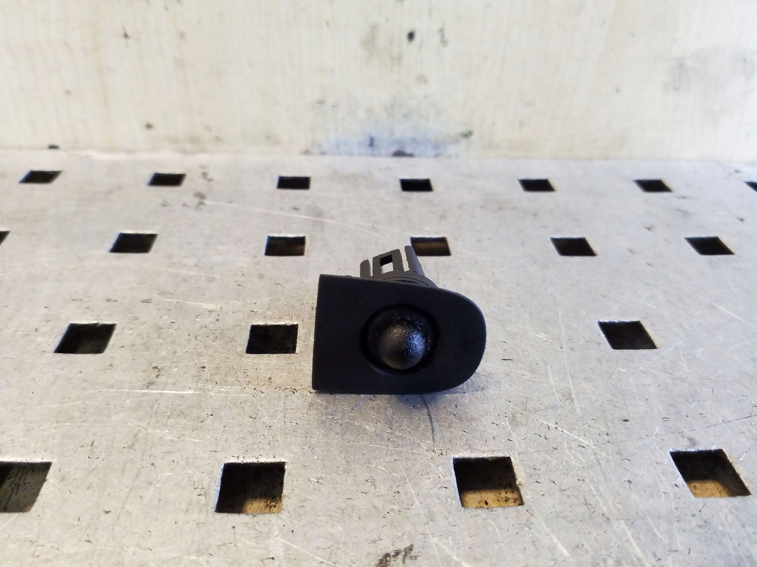Sensor de Sol OEM A66100100 para Opel Grandland image 2