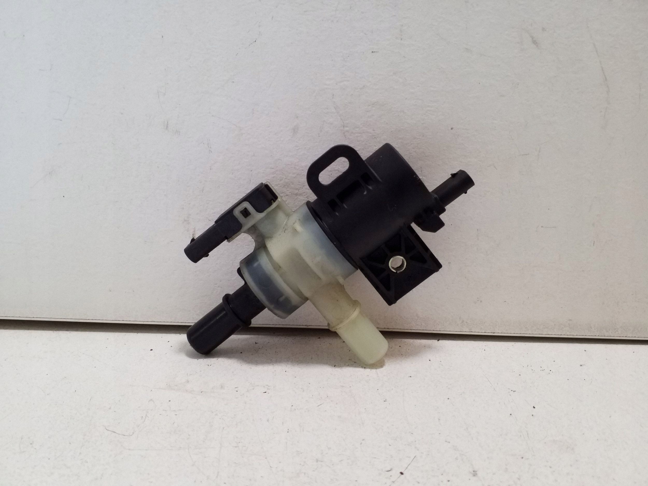 Ilmanpoistoventtiili OEM 9829265680 Opel Grandland 1.6