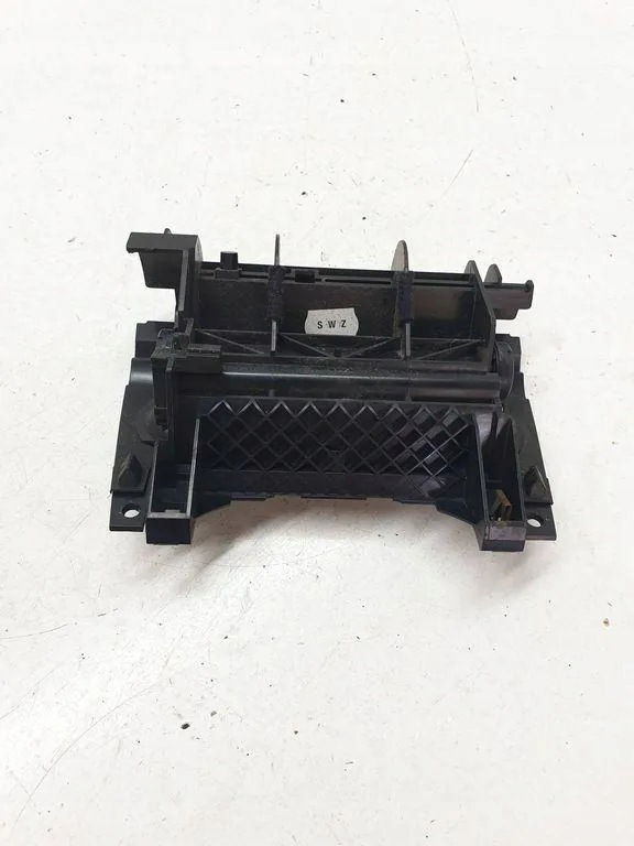 Cinzeiro Audi A4 B7 B6 OEM 8E0857951F Escamas image 3