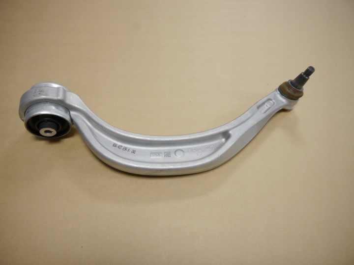 AUDI Q5 A6 A7 4K Etuvarsi Oikea 80A407694H