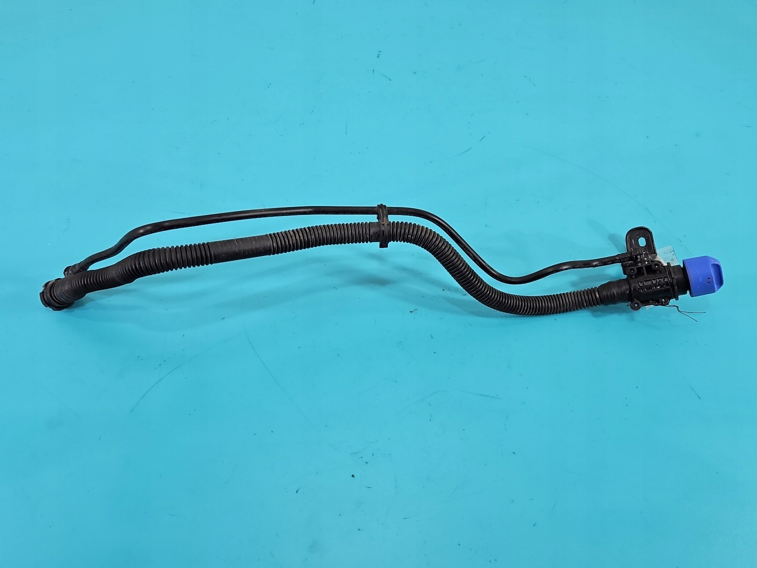 Rohr Leitung AdBlue Einfüllung Peugeot 3008 II 9813850980 2.0 HDI