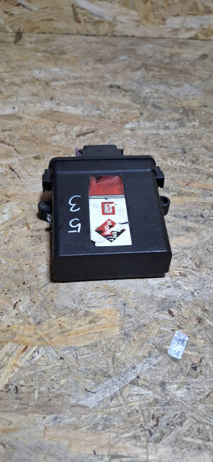 Module Commande Gaz Hyundai Trajet 2.0 OEM 67R011006 image 4