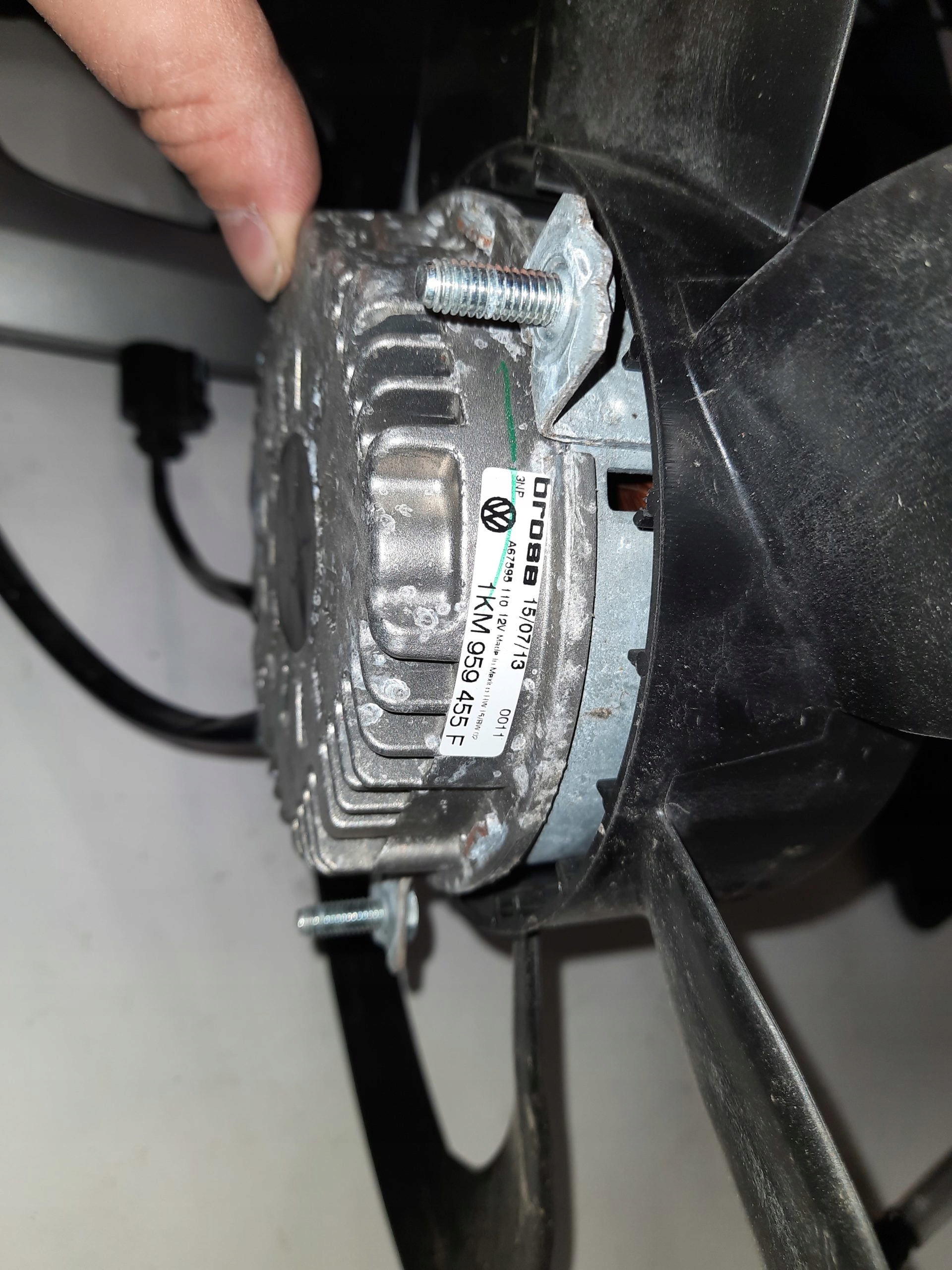 Ventilateur de radiateur OEM 1KM959455F Audi VW Skoda