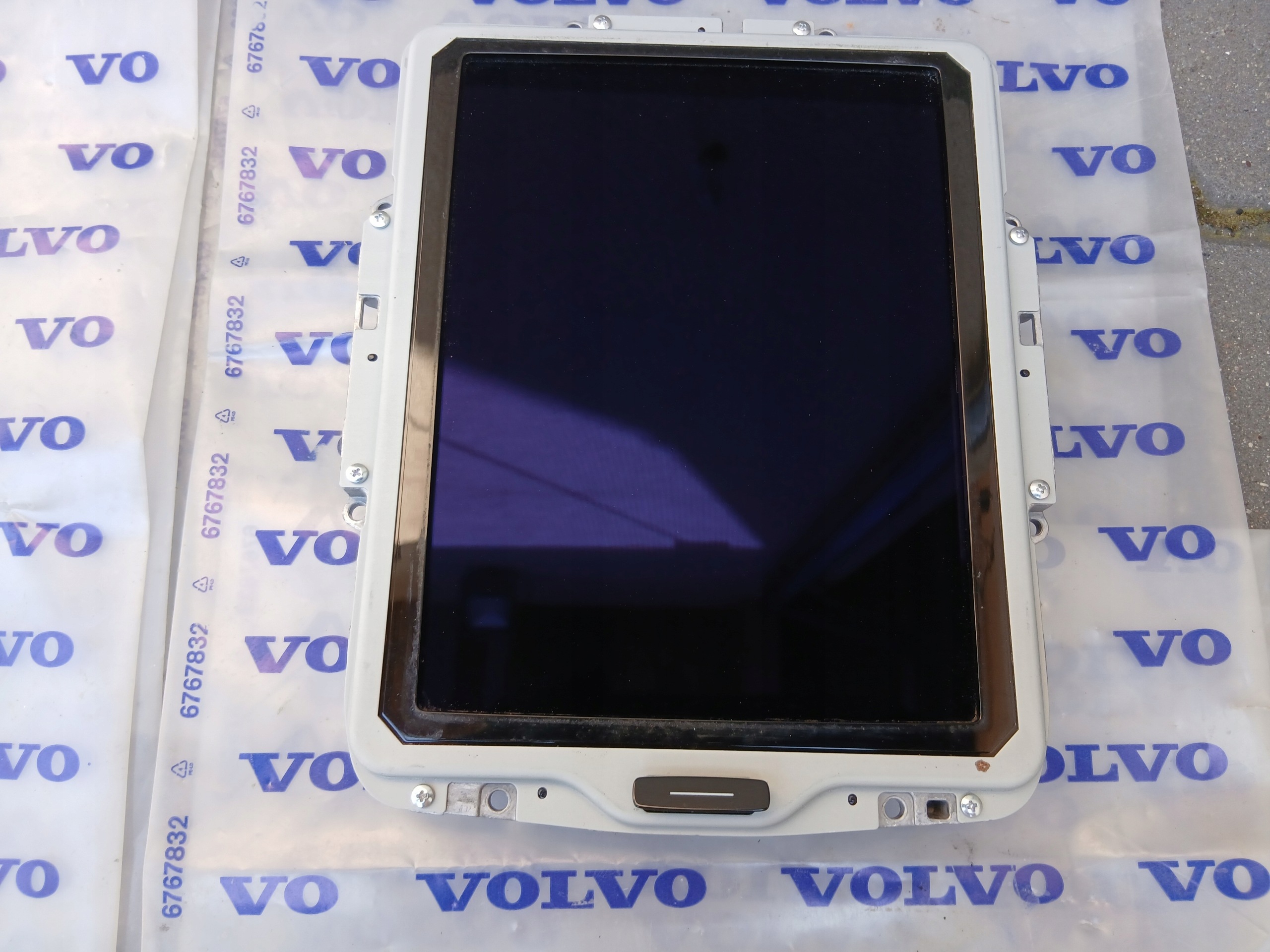 Écran Volvo XC90 II 2016 31466781AA image 2