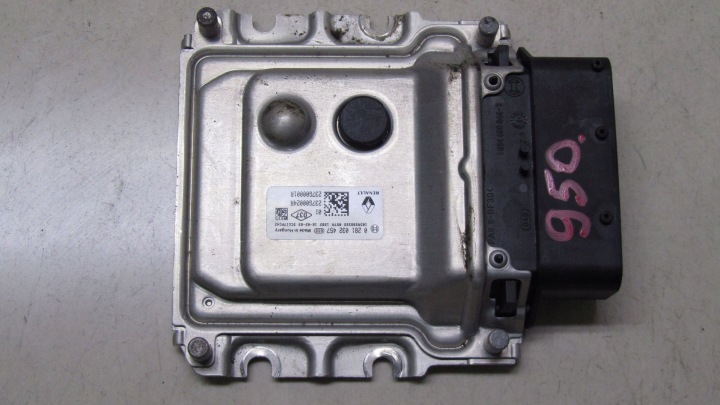 AdBlue-moduuli Renault Trafic III Vivaro 1,6 0281032457 237G00024R 01R OE