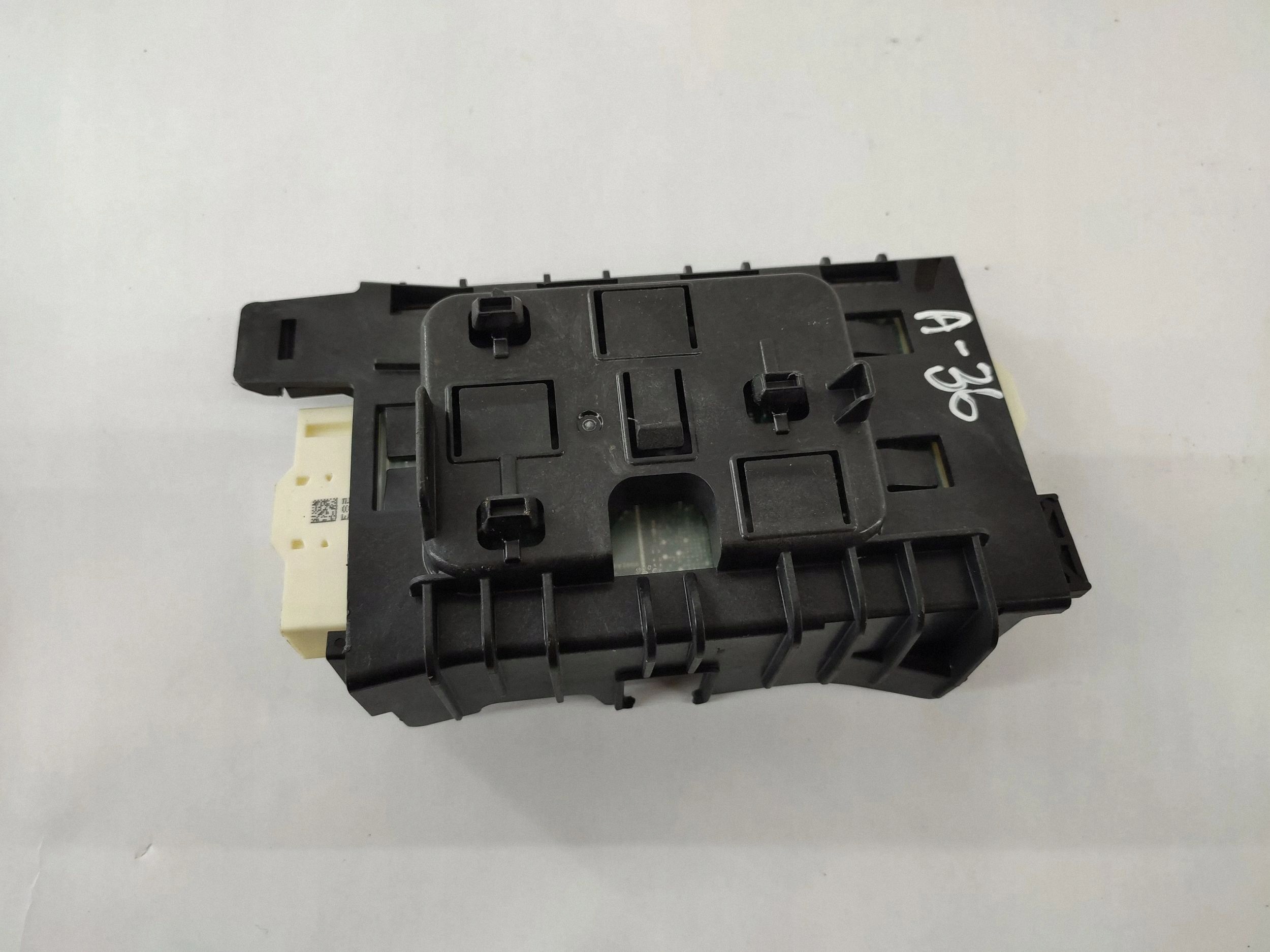 Module d'allumage Mercedes-Benz OEM A1679007012 image 5