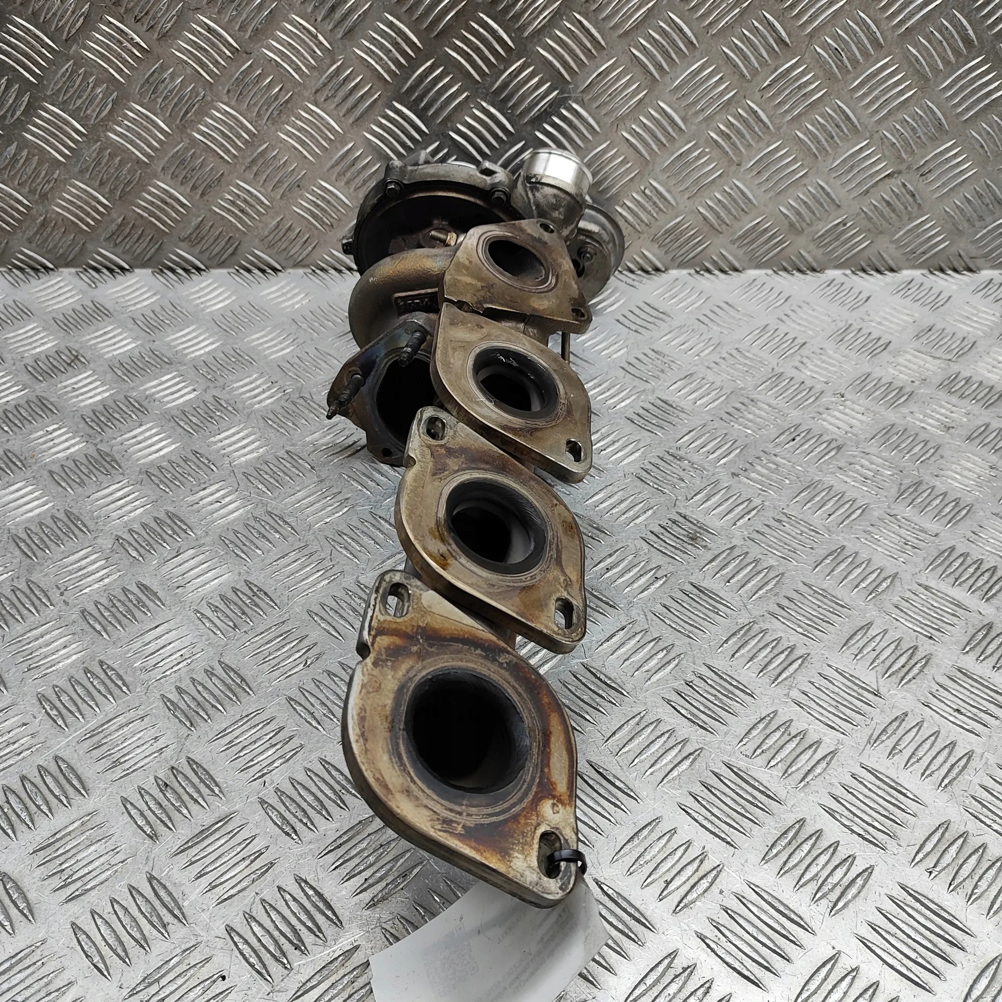 MERCEDES TURBO AHI OIKEA 4,7 BITURBO M278 278 A2780903880 image 4