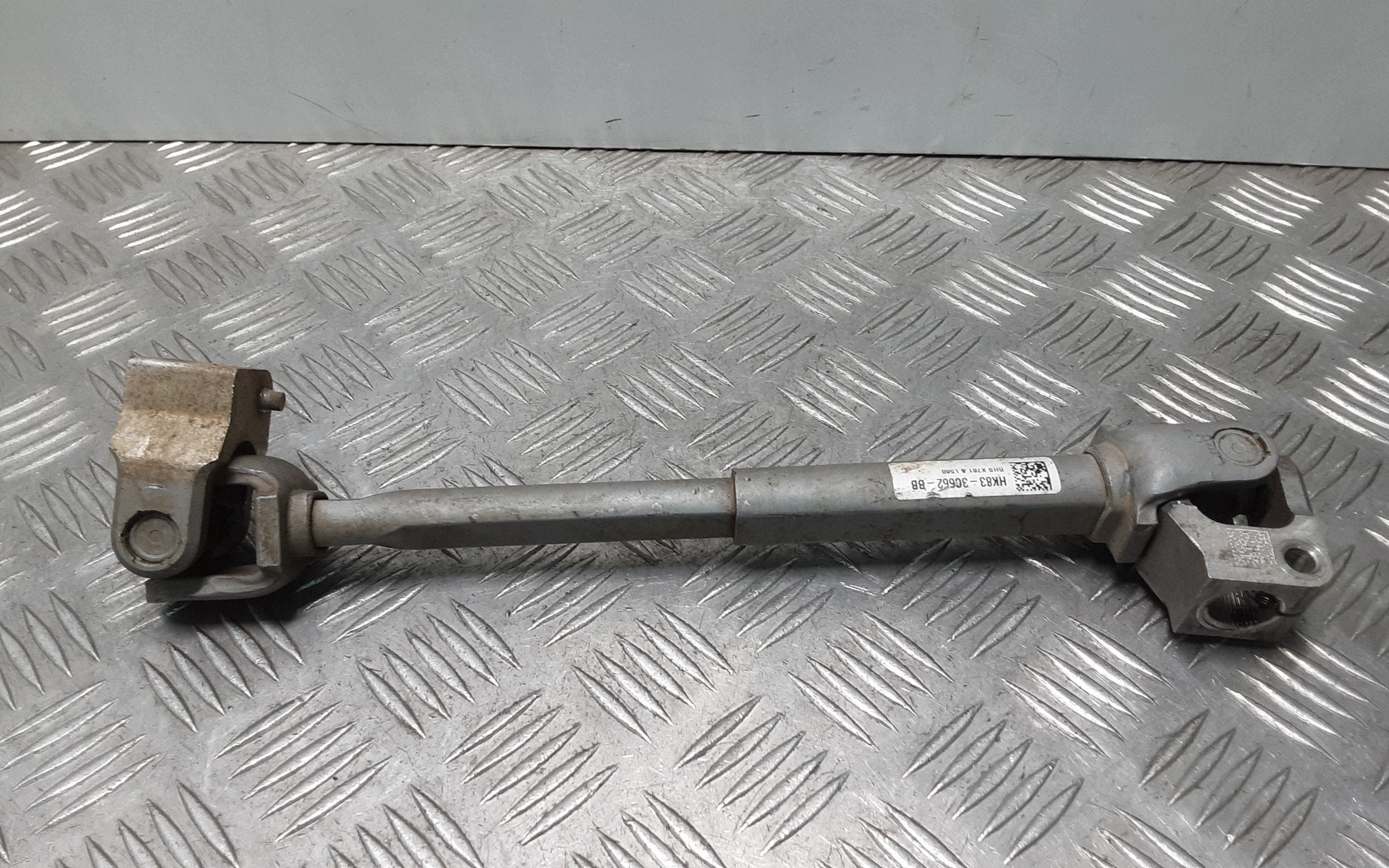 Jaguar F-Pace X761 Croisillon de colonne OEM HK833C662BB image 2